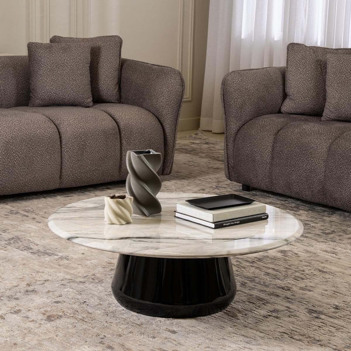 طاولة قهوة دائرية كبيرة سيلينا رمادي/أسود