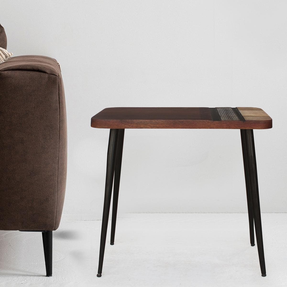 طاولة جانبية سمارة أسود/بني