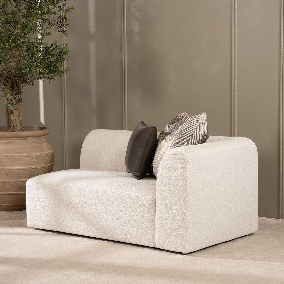 ديوانية لانا بمقعدين مع صوفا زاوية يمين بيج