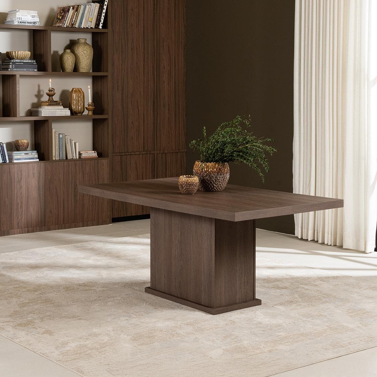 Vola 8-Seater Dining Table Brown
