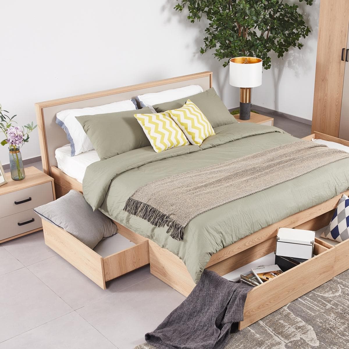 Jona 180x200 Bed Champagne/Natural Oak
