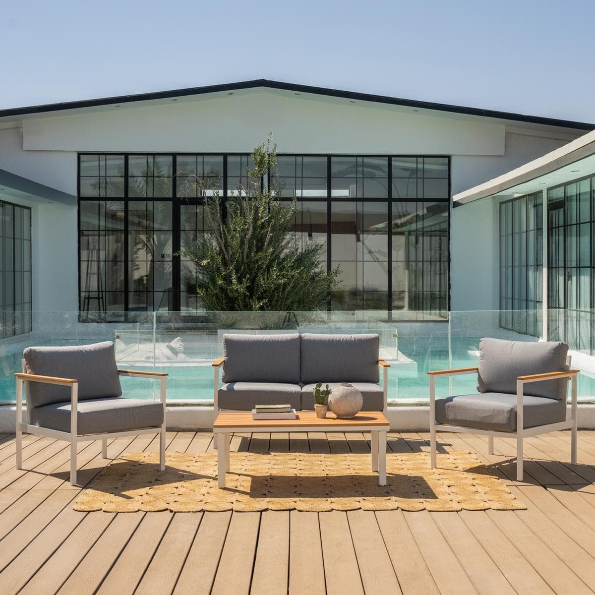 طقم صوفا مدريد للقعدات الخارجية 2+1+1 أبيض/رمادي فاتح + طاولة قهوة